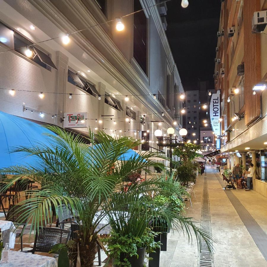 Hotel Gumz Balneario Camboriu Exterior photo